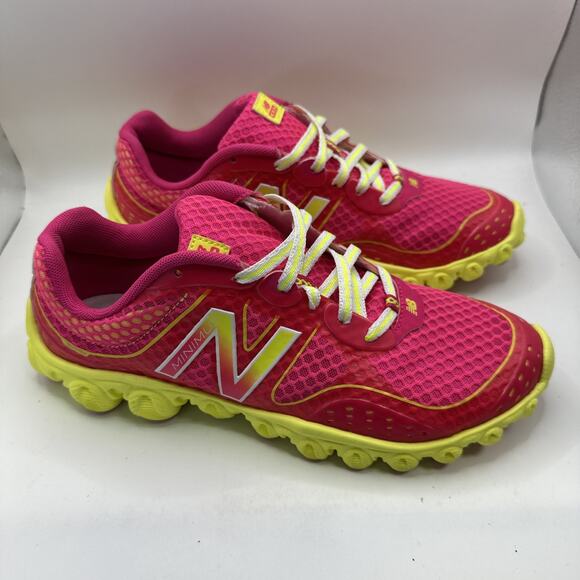 Size 5.5 - New Balance Woman's Minimus Ionix Lite 3090V2 Pink Running Shoes - Picture 2 of 9